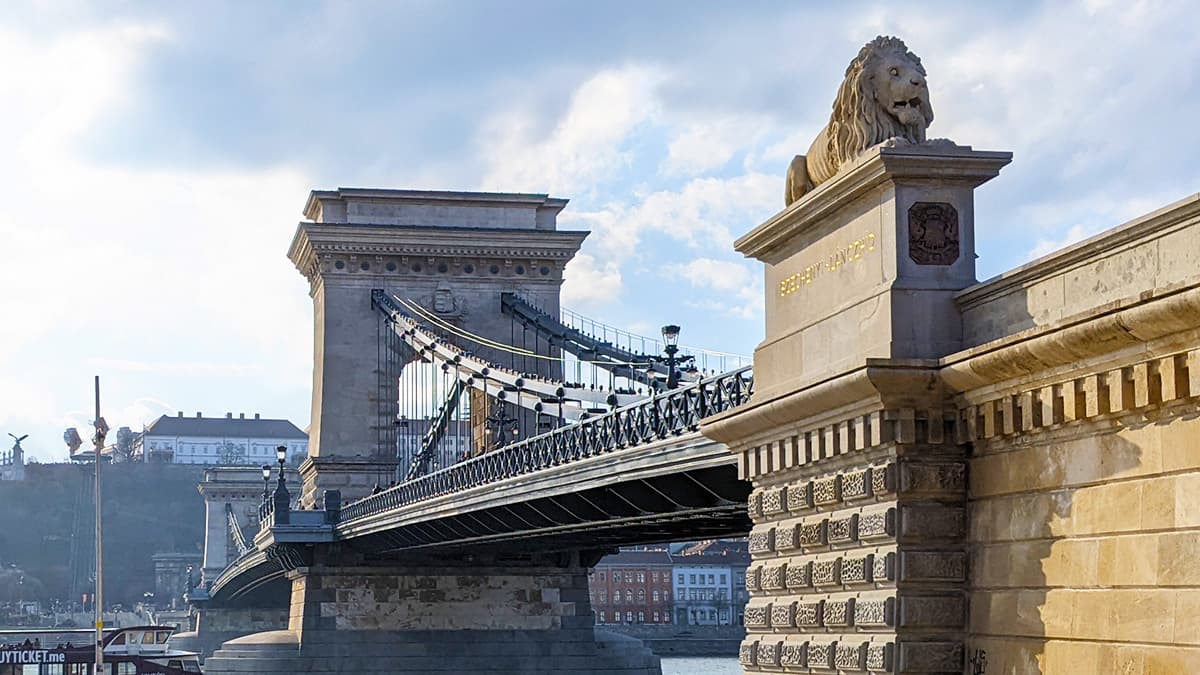 Chain Bridge in Spring in Budapest