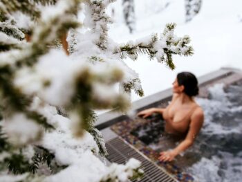 Budapest Thermal Bath and Spa Winter Experiences