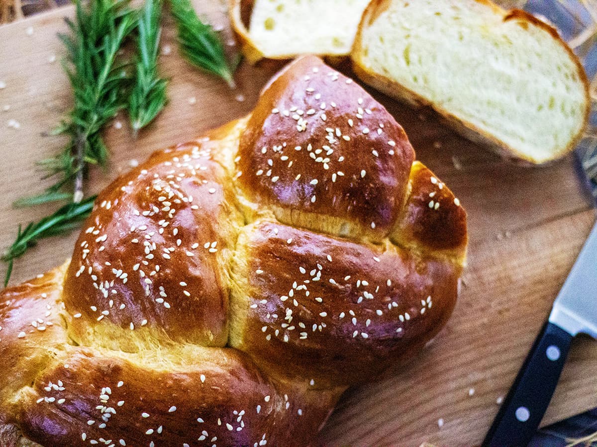 Hungarian Easter Braided Loaf - Kalacs (kalatsch)